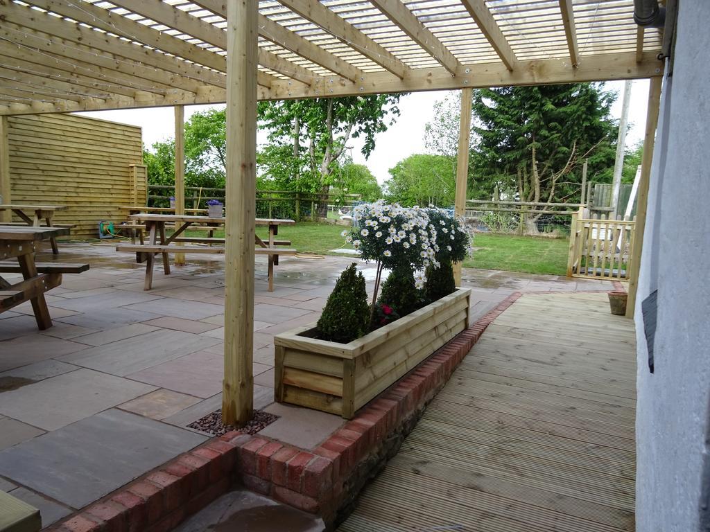 Garway Moon Inn Kültér fotó