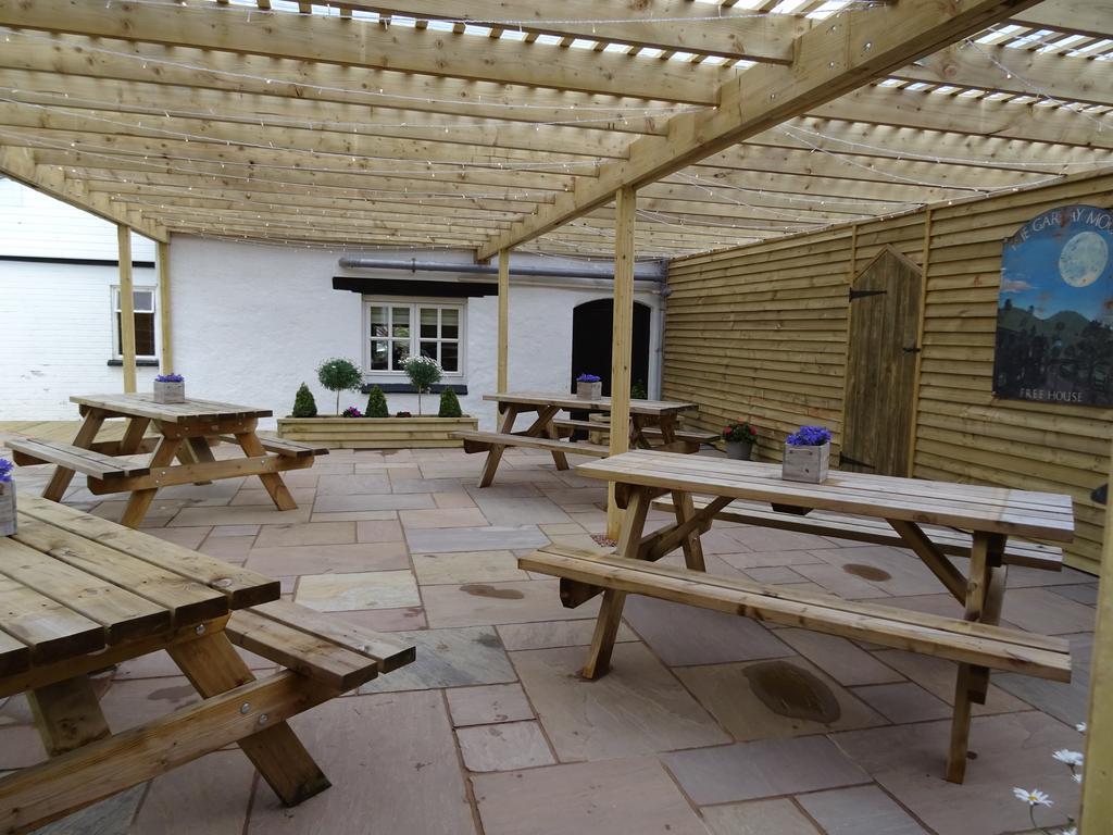 Garway Moon Inn Kültér fotó
